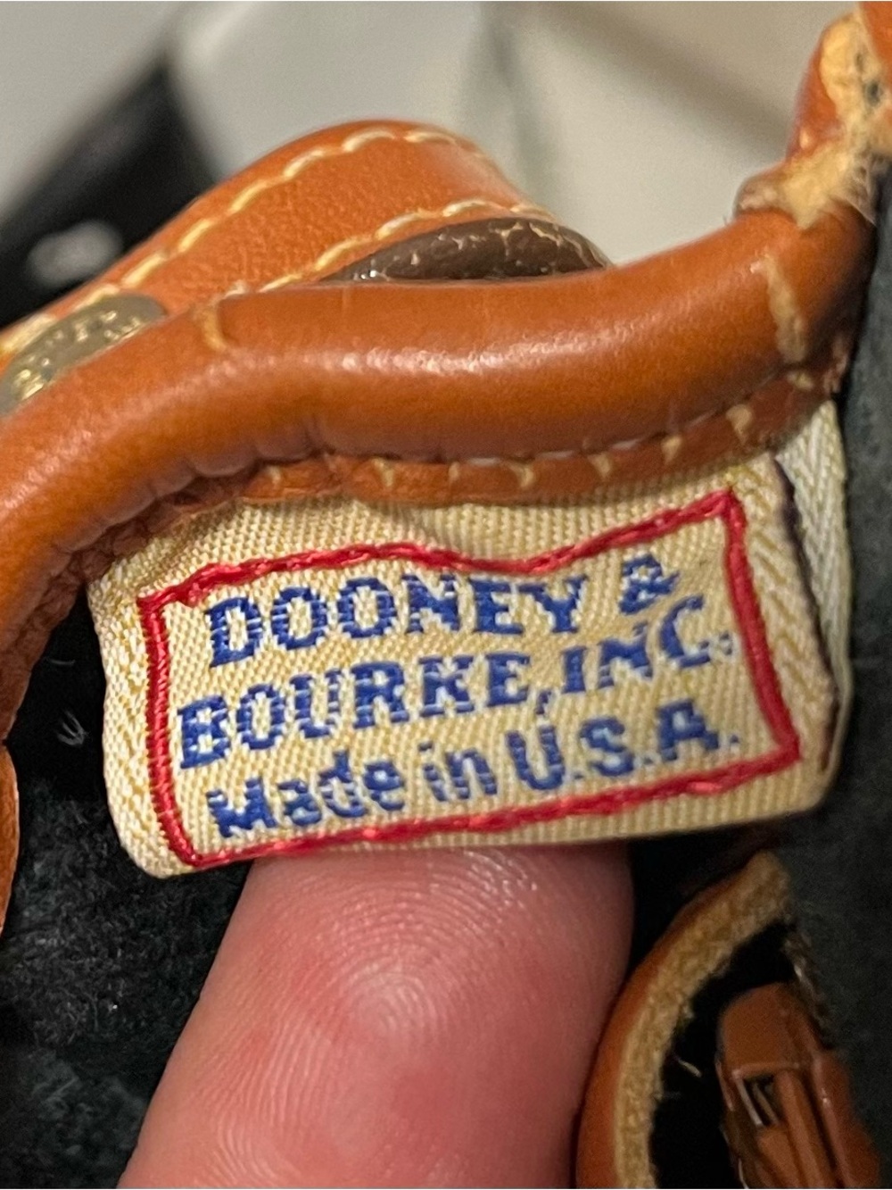 Dooney & Bourke All Weather Leather Saddle Crossbody Bag 70's 80's Collectors - Picture 12 of 16